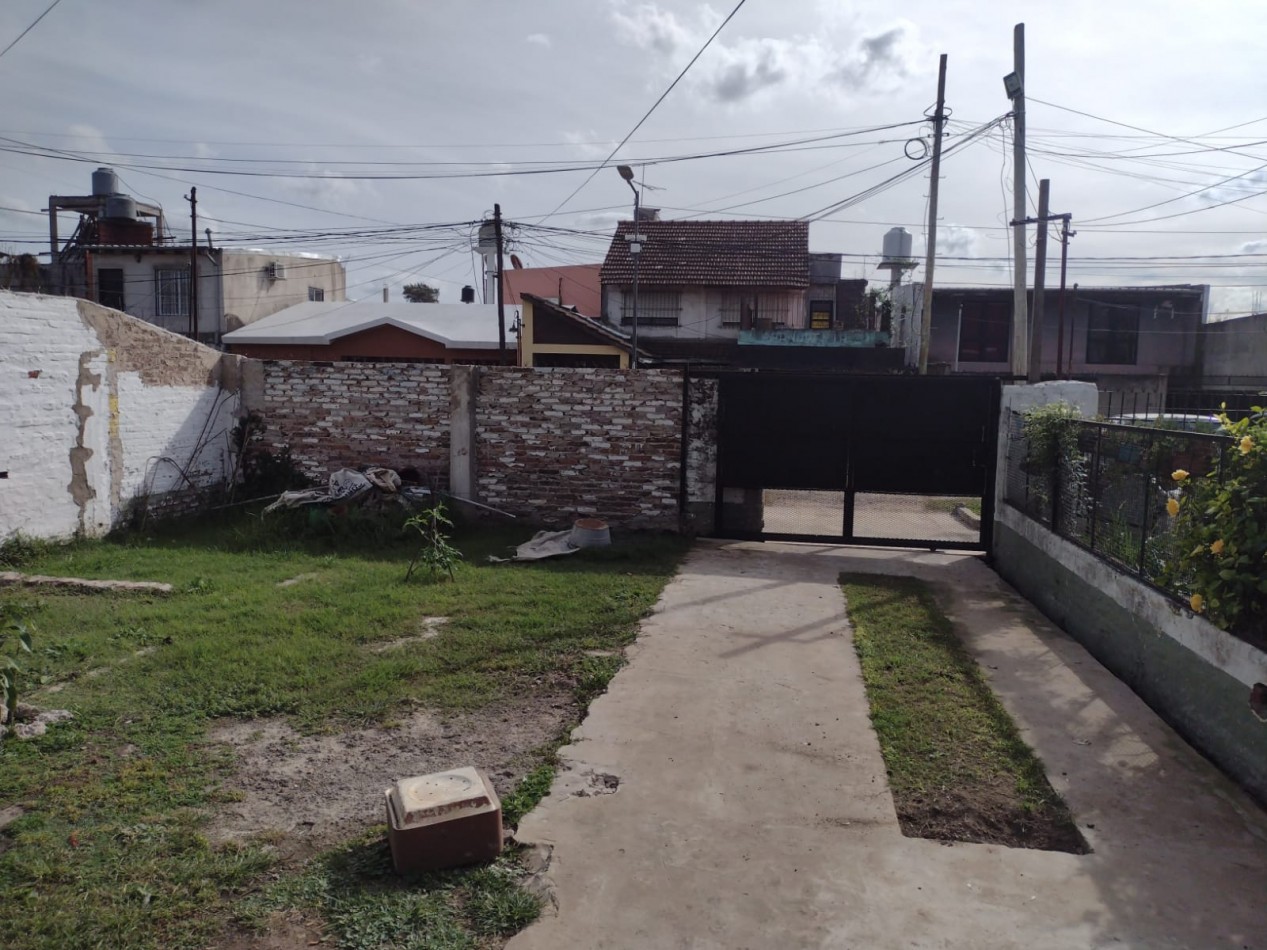 LOTE CON QUINCHO  Y PARRILLA