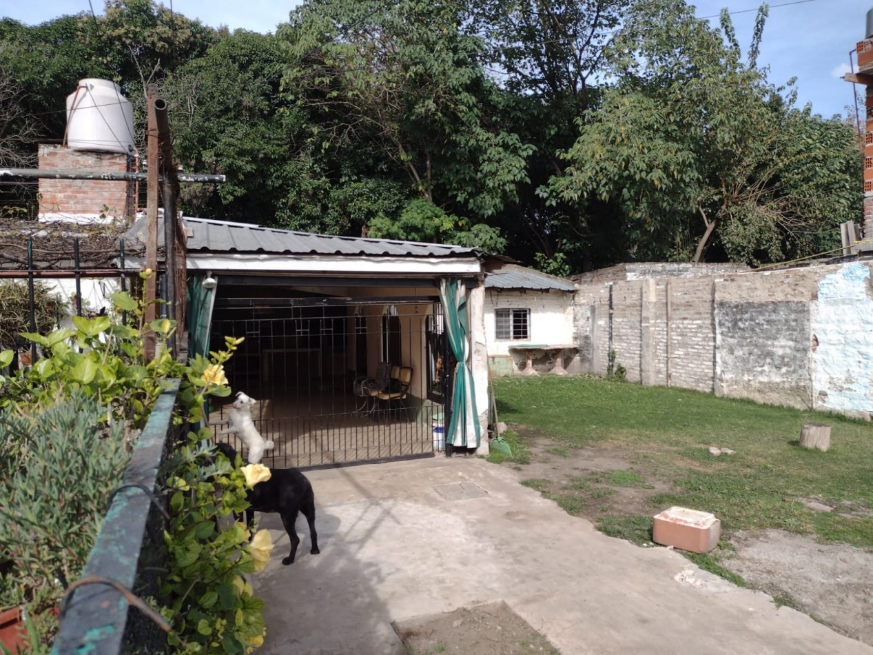 LOTE CON QUINCHO  Y PARRILLA