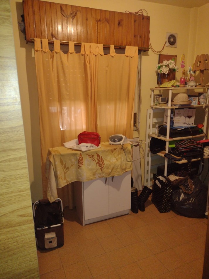 CASA TIPO CHALET DE 2 PLANTAS CON AMLIO LOTE