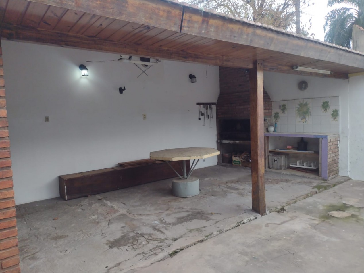 CASA DE 2 DORMITORIOS EN BARRIO EL CORTIJO DE MALVINAS ARGENTINAS