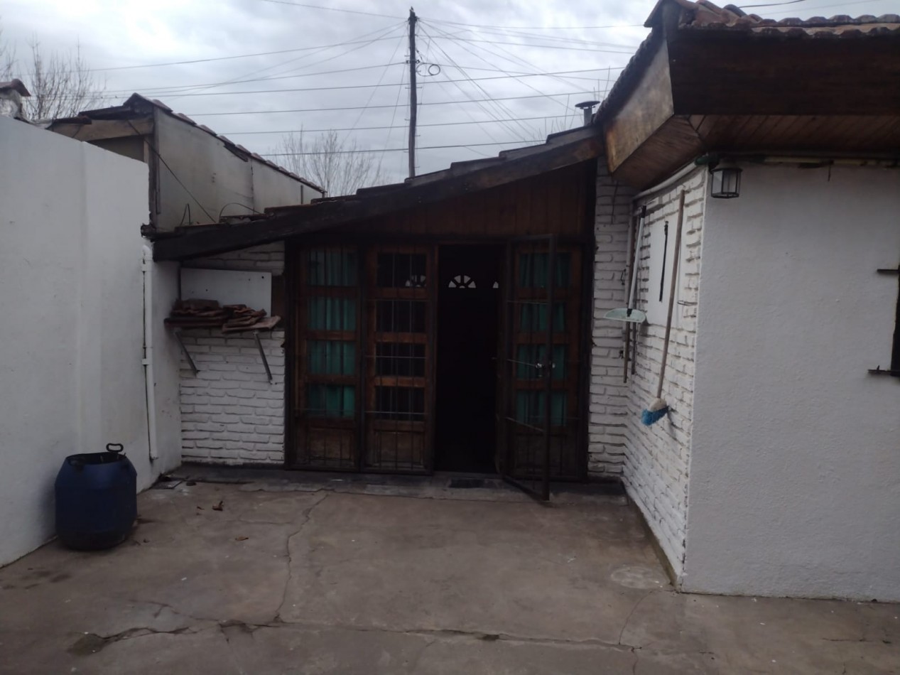 CASA DE 2 DORMITORIOS EN BARRIO EL CORTIJO DE MALVINAS ARGENTINAS