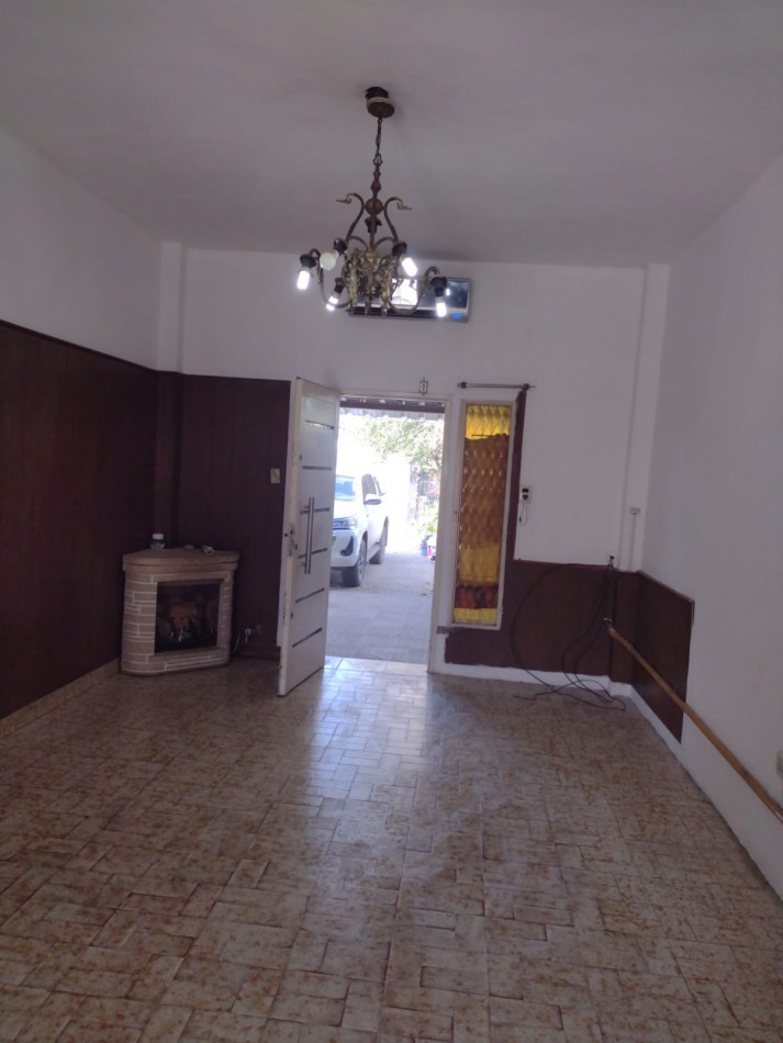 CASA EN JOSE C. PAZ DE 2 DORMITORIOS A 250 METROS DE RUTA 8
