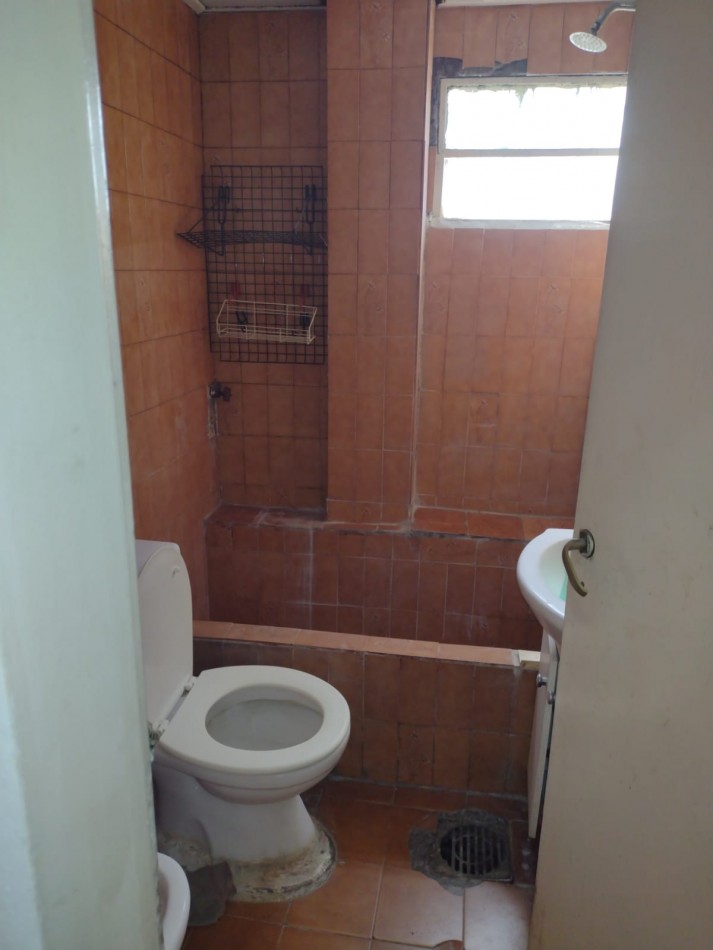 CASA EN JOSE C. PAZ DE 2 DORMITORIOS A 250 METROS DE RUTA 8