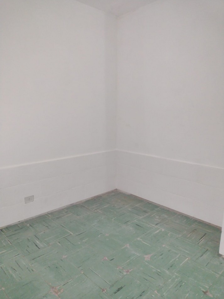 CASA EN JOSE C. PAZ DE 2 DORMITORIOS A 250 METROS DE RUTA 8
