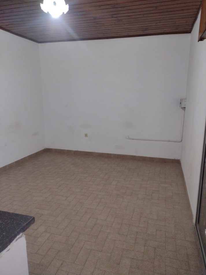 DEPARTAMENTO EN PLANTA ALTA A MTS. DE AV. CROACIA
