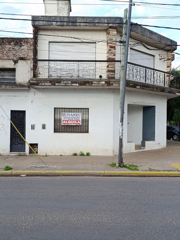 DEPTO 2 DORMITORIOS SOBRE AV. GASPAR CAMPOS.