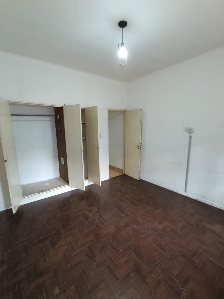 DEPTO 2 DORMITORIOS SOBRE AV. GASPAR CAMPOS.