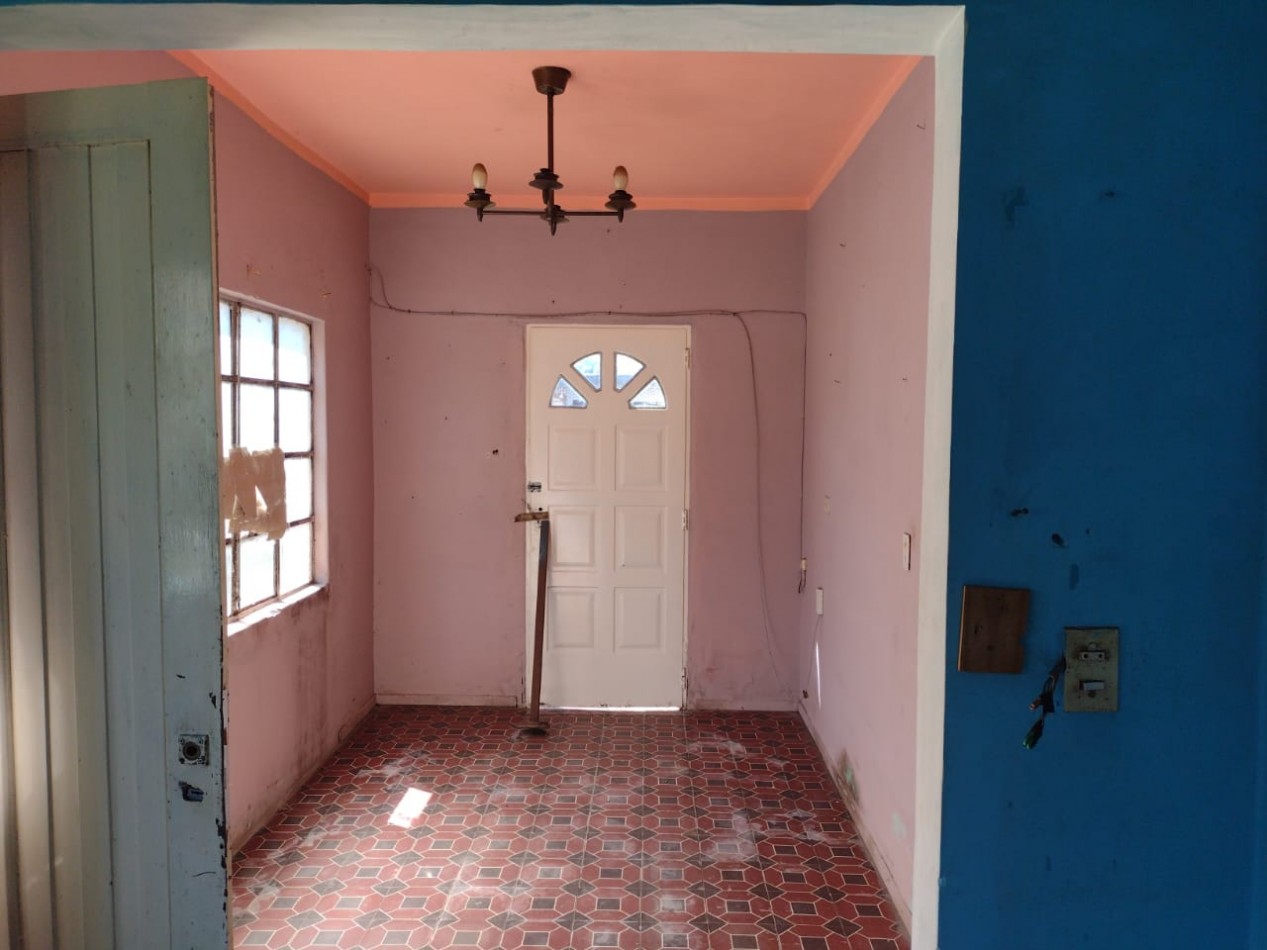 OPORTUNIDAD! CASA DE 2 DORMITORIOS EN JOSE C. PAZ A 200 MTS DE RUTA 197. 