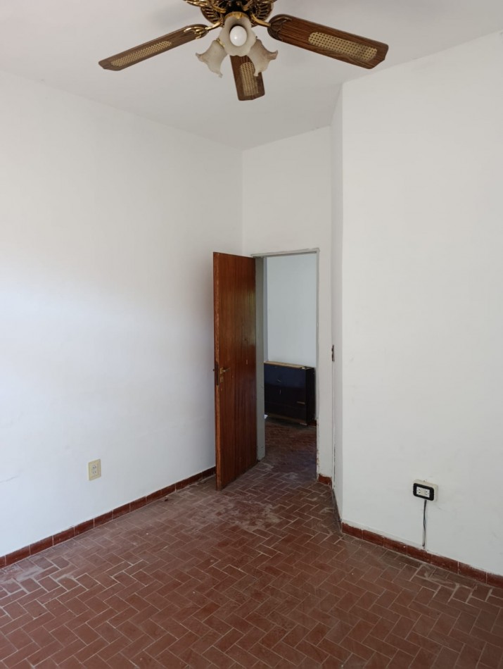 CASA EN JOSE C. PAZ - 2 DORMITORIOS - AMPLIO LOTE - ANTICIPO Y CUOTAS