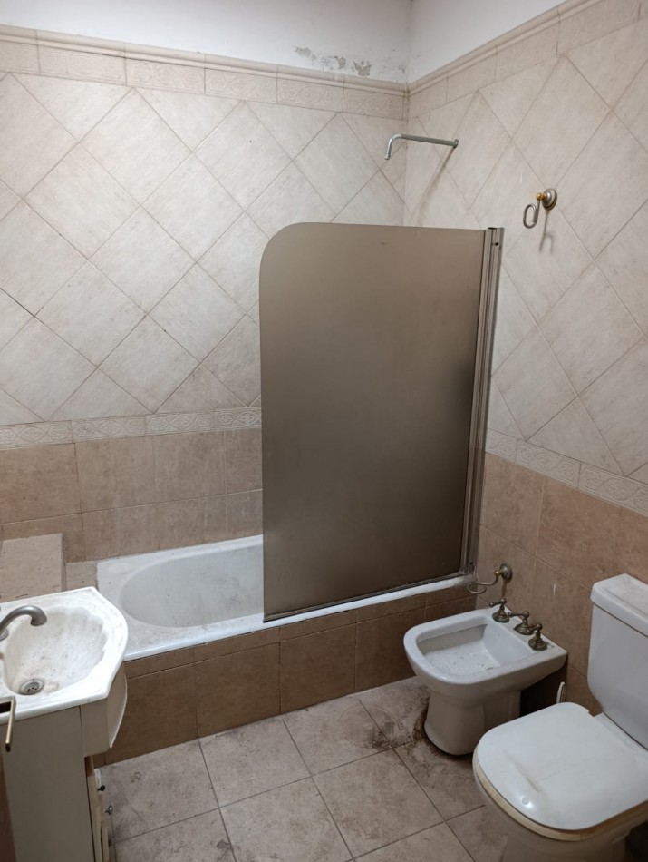 CASA EN JOSE C. PAZ - 2 DORMITORIOS - AMPLIO LOTE - ANTICIPO Y CUOTAS