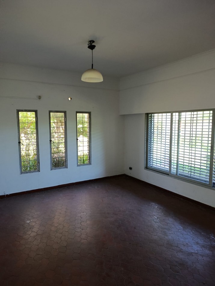 CASA EN JOSE C. PAZ - 2 DORMITORIOS - AMPLIO LOTE - ANTICIPO Y CUOTAS