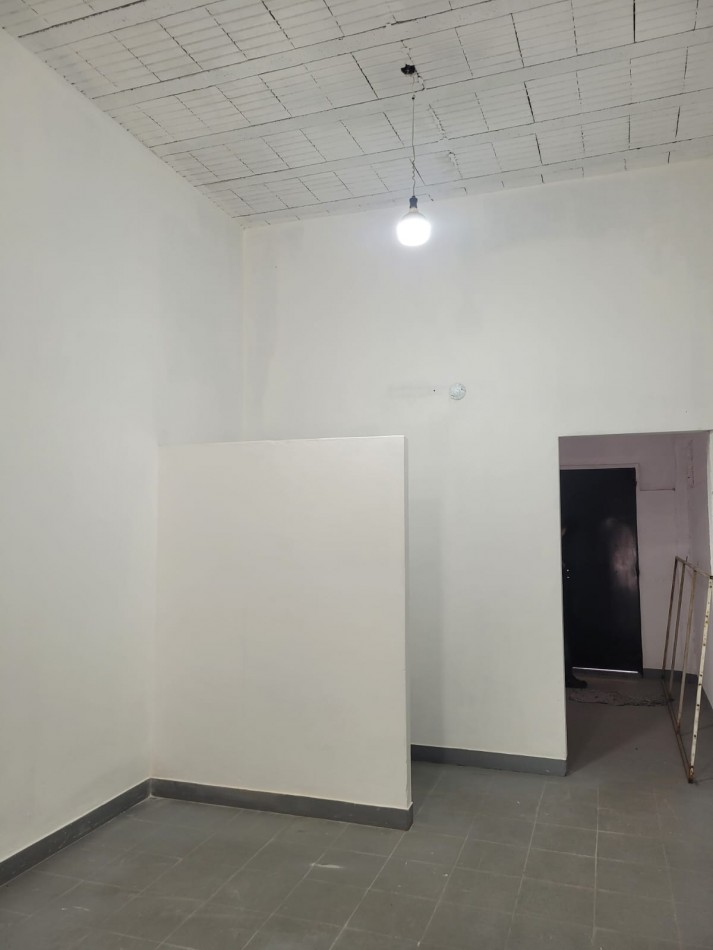 LOCAL SOBRE RUTA 197