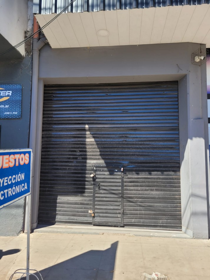 LOCAL SOBRE RUTA 197