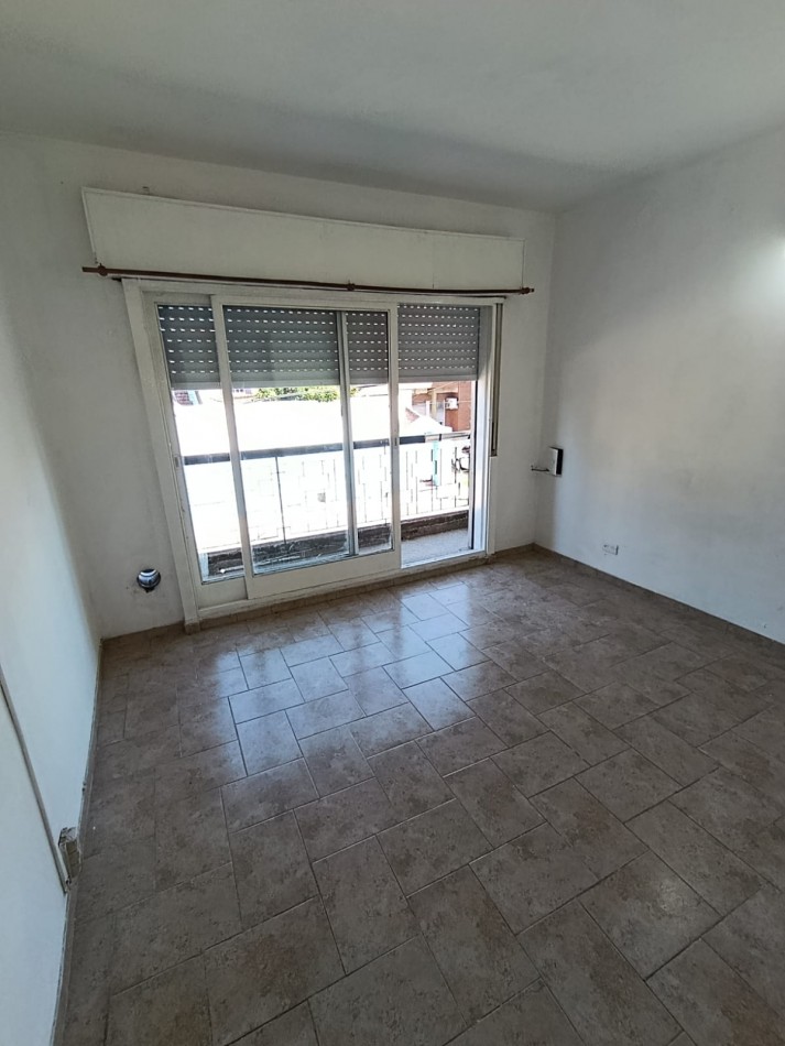 DEPARTAMENTO 3 DORMITORIOS Y COCHERA EN JOSE C. PAZ