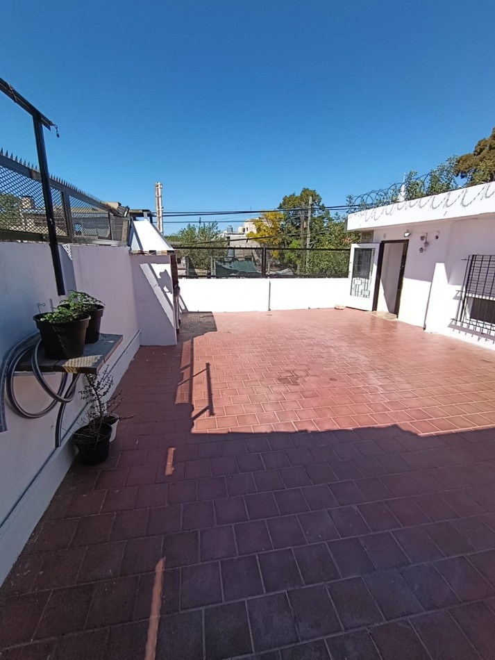 DEPARTAMENTO 3 DORMITORIOS Y COCHERA EN JOSE C. PAZ