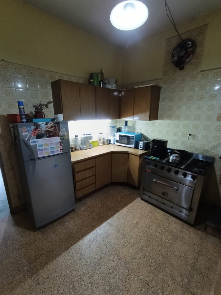 CASA DE 2 DORMITORIOS EN JOSE C. PAZ