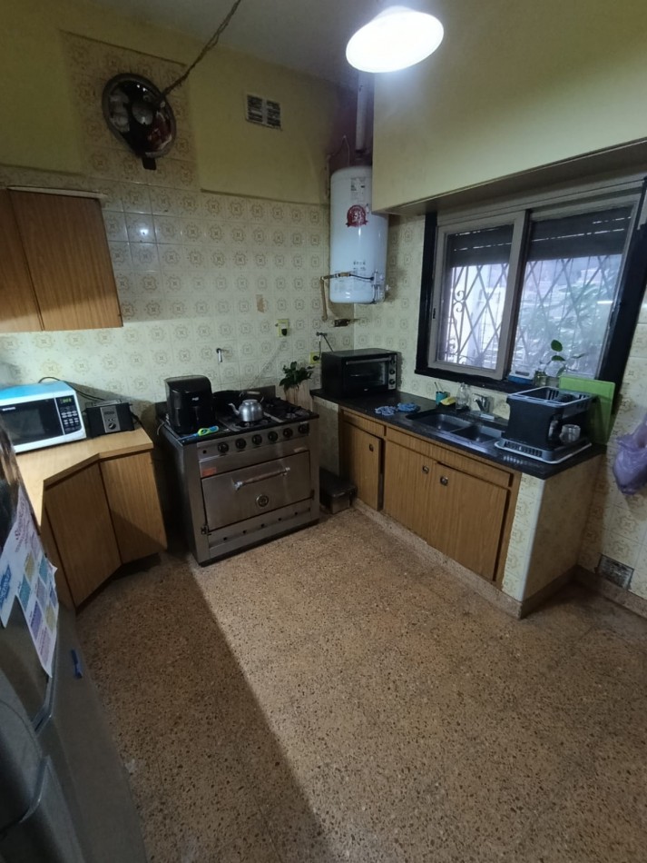 CASA DE 2 DORMITORIOS EN JOSE C. PAZ