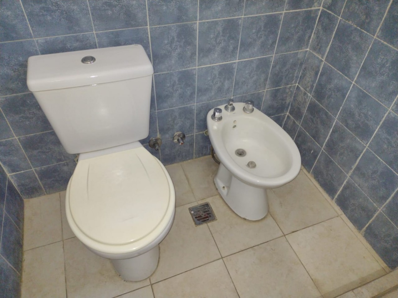 DUPLEX 2 DORMITORIOS A MTS. DE AV. PTE. PERON