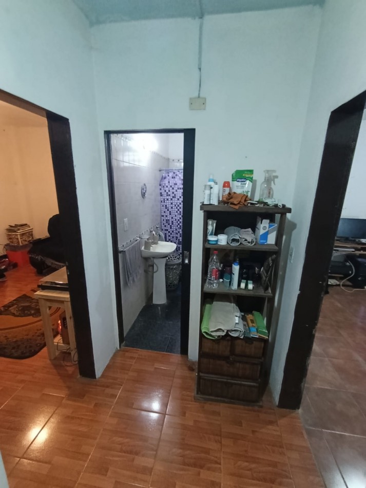 DOS CASAS EN UN LOTE DE TERRENO A METROS DE AV. PTE. PERON.