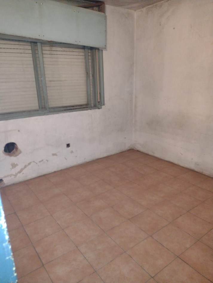 CASA AMERICANA A METROS DE AV. PTE. PERON