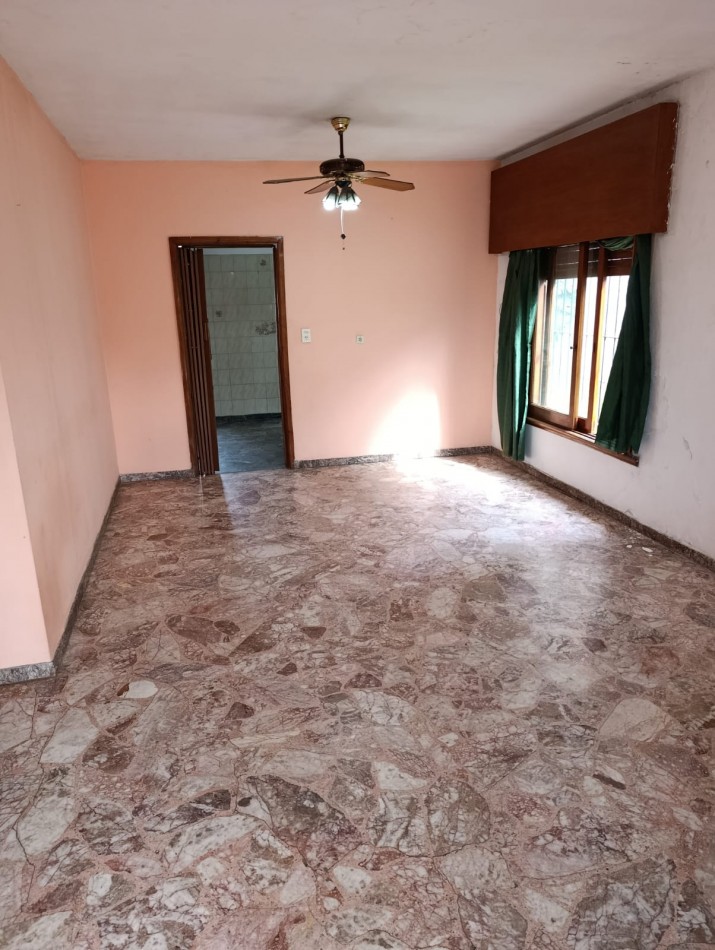 APTO CREDITO HIPOTECARIO - CASA DE 2 DORMITORIOS