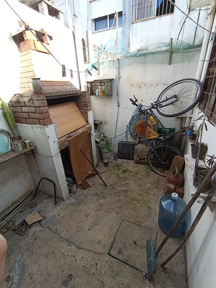 OPORTUNIDAD - DUPLEX DOS DORMITORIOS EN JOSE C. PAZ