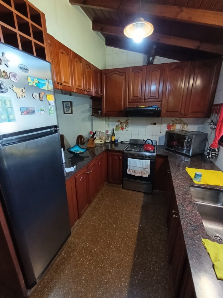HERMOSA CASA 2 DORMITORIOS