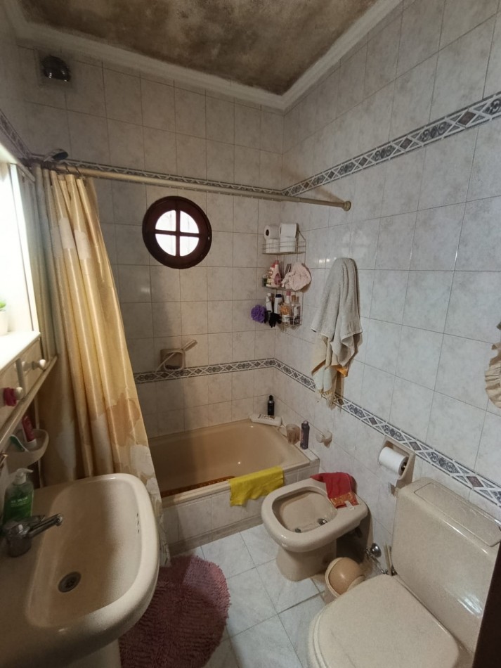 HERMOSA CASA 2 DORMITORIOS
