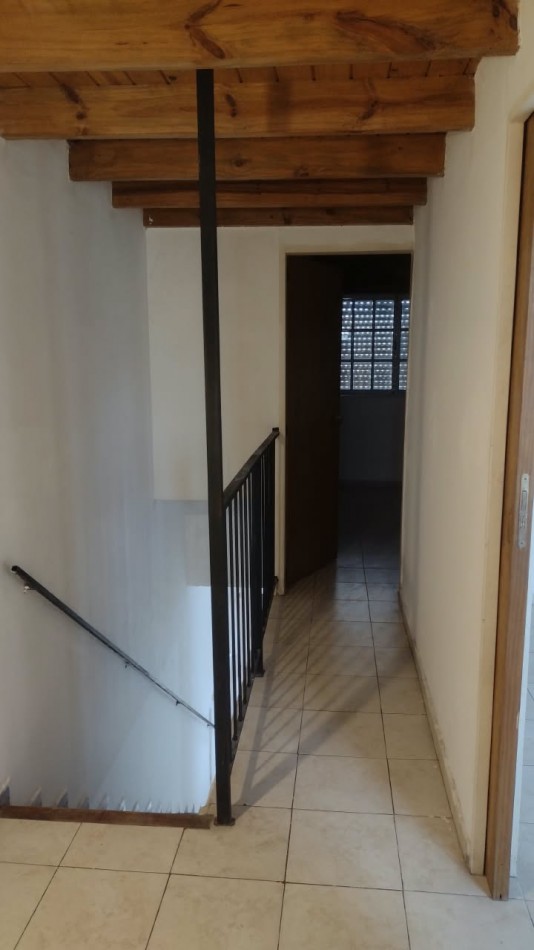 EXCELENTE DUPLEX A 150 METROS DE AV. PTE. PERON!