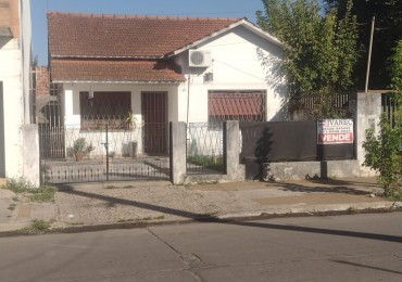 CASA DE 2 DORMITORIOS EN JOSE C. PAZ