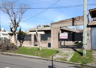 APTO CREDITO HIPOTECARIO - CASA DE 2 DORMITORIOS